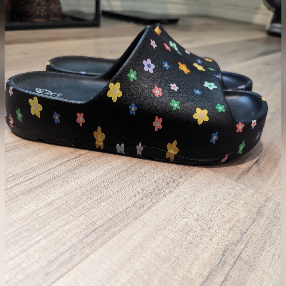 Floral Print Slides